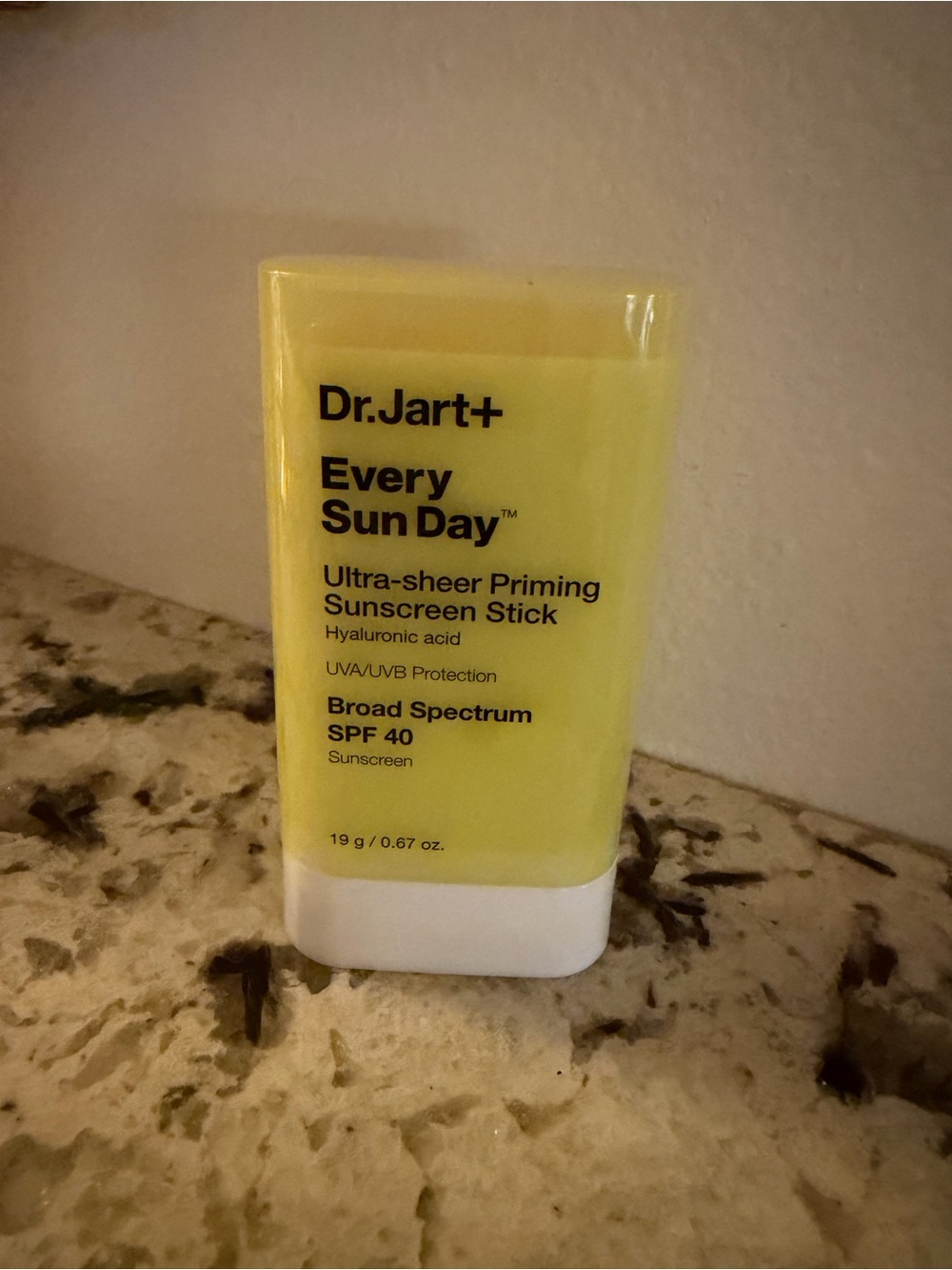 Dr. Jart+ Every Sun Day Ultra-Sheer Priming Sunscreen Stick - Yellow